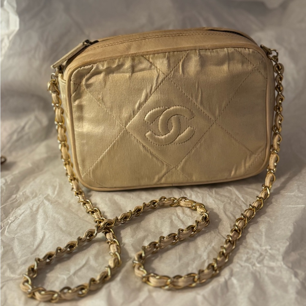 Chanel Vintage Quilted Tassel Satin Camera Bag - Picture 6 of 12
